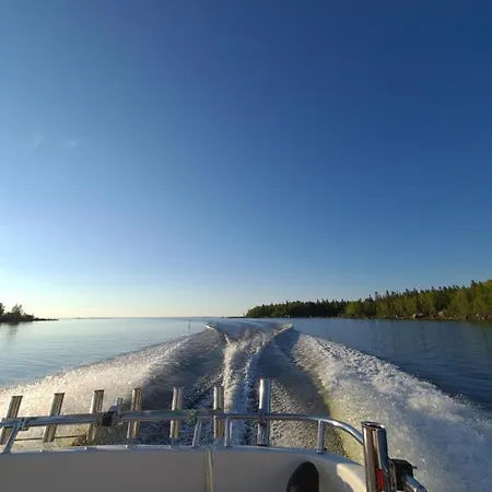 Uusi 4 Hengelle Hiekkasaerkillae 公寓