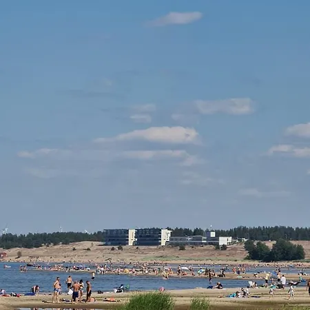 Uusi 4 Hengelle Hiekkasaerkillae 公寓